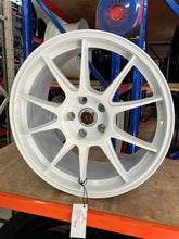 Load image into Gallery viewer, 18” Rims
