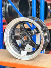 Load image into Gallery viewer, 18” Rims

